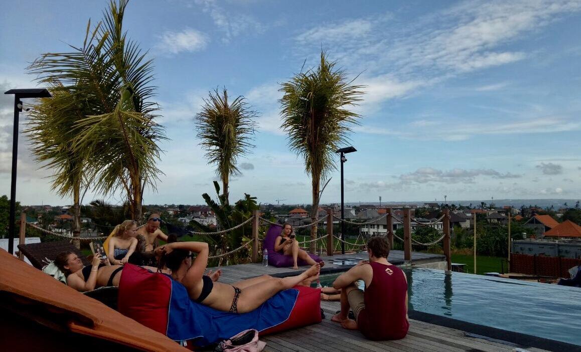 The Escape Hostel Canggu Εξωτερικό φωτογραφία